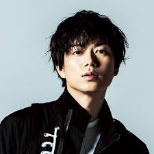 加藤シゲアキの画像