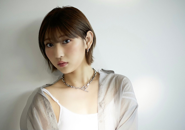 志田愛佳の画像