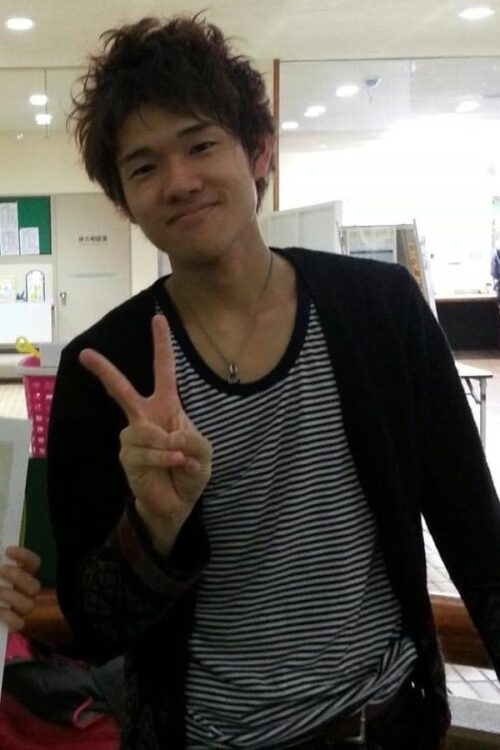 茶髪の岸田翔太郎の画像